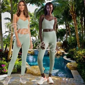 Koral Ghost Blackout Sports Bra & Drive High Rise Blackout Legging Set NWT